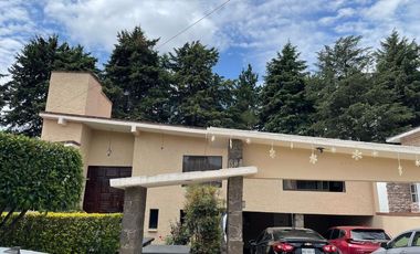 Casa en venta Club de Golf  San Carlos  Metepec Privada Paseo San José vista al campo de golf