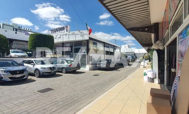 LOCAL COMERCIAL EN PLANTA BAJA CERCA DE LA UVM EN JURIQUILLA. - (3)