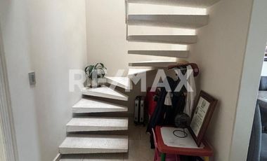 CASA EN VENTA EN JARDINES DEL ALBA  - (3)