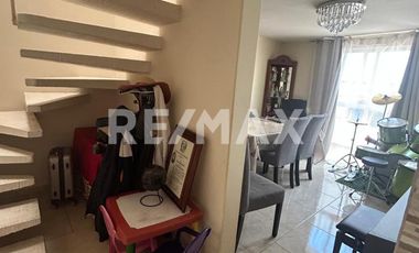 CASA EN VENTA EN JARDINES DEL ALBA  - (3)