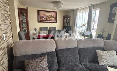 CASA EN VENTA EN JARDINES DEL ALBA  - (3)