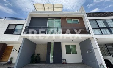 Casa en Renta en El Origen - (3)