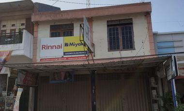 Rumah disewakan di Mulyorejo, Surabaya