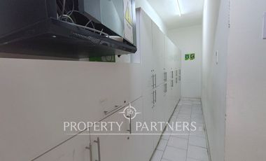 Céntrica clínica dental full equipada