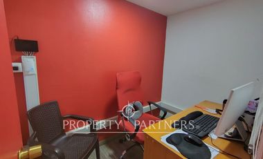 Céntrica clínica dental full equipada