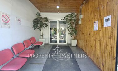 Céntrica clínica dental full equipada