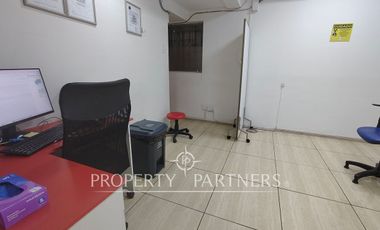 Céntrica clínica dental full equipada