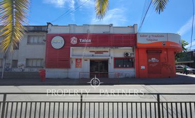 Céntrica clínica dental full equipada