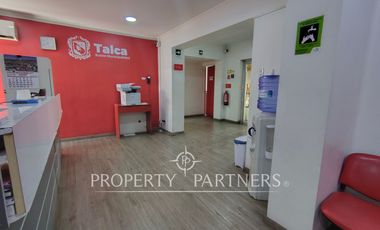 Céntrica clínica dental full equipada