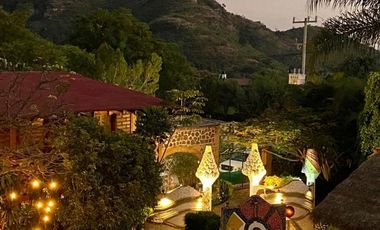 Propiedad en Malinalco (Hotel + Terreno)