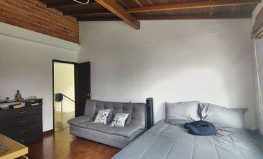 VENTA de CASA RESIDENCIAL en SABANETA