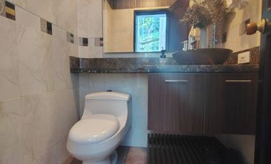 VENTA de CASA RESIDENCIAL en SABANETA
