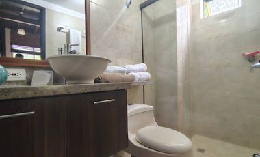 VENTA de CASA RESIDENCIAL en SABANETA