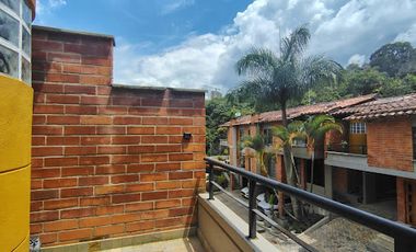VENTA de CASA RESIDENCIAL en SABANETA