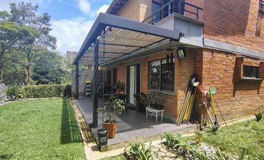 VENTA de CASA RESIDENCIAL en SABANETA