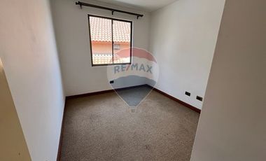 ARRIENDO ESPECTACULAR CASA PEÑALOLEN