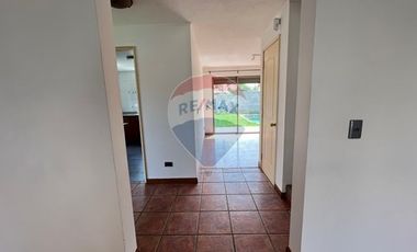 ARRIENDO ESPECTACULAR CASA PEÑALOLEN