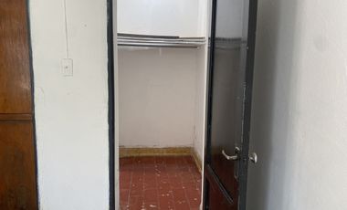 HABITACIÓN EN RENTA EN EL CENTRO DE TEQUISQUIAPAN