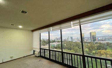 RENTA PENTHOUSE EN ZONA DORADA. CHAPULTEPEC 8VA SECCIÓN