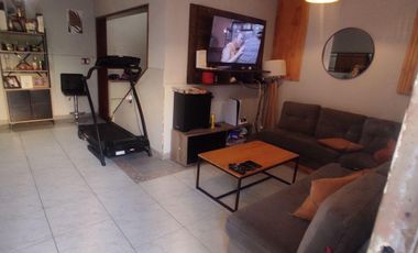 Casa con Terraza, Garage y Jardin