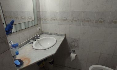 Casa con Terraza, Garage y Jardin