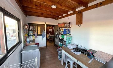 Galpon con vivienda en venta adrogue, Almirante Brown