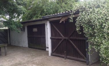 Casa en venta - 2 Dormitorios 2 Baños - Cochera - 1.627Mts2 - Del Viso