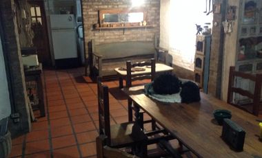 Casa en venta - 2 Dormitorios 2 Baños - Cochera - 1.627Mts2 - Del Viso