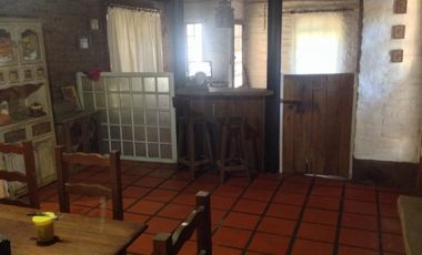 Casa en venta - 2 Dormitorios 2 Baños - Cochera - 1.627Mts2 - Del Viso