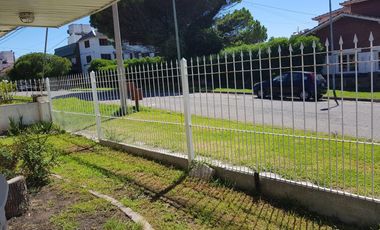 Casa en venta - 3 Dormitorios 2 Baños - Cochera - 163Mts2 - Mar del Plata