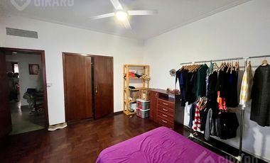 Casa 4 ambientes en venta en zona la perla