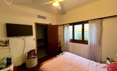 Casa 4 ambientes en venta en zona la perla