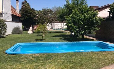 Casa en venta - 4 Dormitorios 4 Baños - Cochera - 830Mts2 - Bella Vista, San Miguel