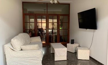 Casa en venta - 4 Dormitorios 4 Baños - Cochera - 830Mts2 - Bella Vista, San Miguel