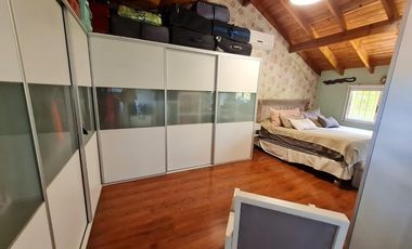 Casa en venta - 3 Dormitorios 4 Baños - Monte Grande