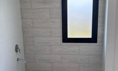Casa en venta - 3 Dormitorios 2 Baños - La Plata