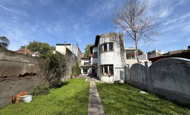 CASA VENTA VICENTE LOPEZ 6 AMBIENTES