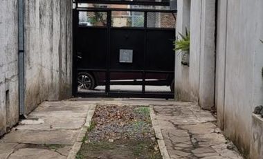 Casa en venta - 3 Dormitorios 1 Baño - Cochera - 278Mts2 - Florencio Varela