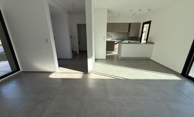 ALQUILO Duplex en VERBENAS HOUSING Manantiales 2