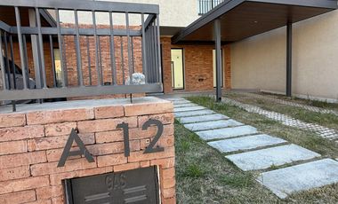 ALQUILO Duplex en VERBENAS HOUSING Manantiales 2