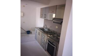 VENDO APARTAMENTO EN EL BARRIO LA CASTELLANA EN  CONJUNTO CERRADO