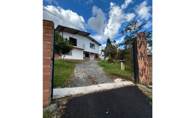 FINCA EN GUARNE PARA ARRIENDO