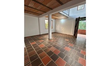 FINCA EN GUARNE PARA ARRIENDO