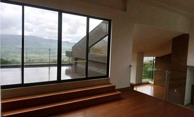 Espectacular casa en yerbabuena sopo