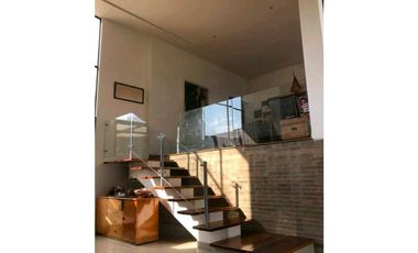 Espectacular casa en yerbabuena sopo