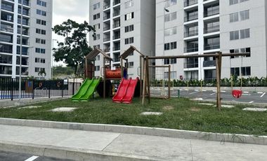 Compra apartamento con vista a las montañas en el piso 10 de la Unidad Guatapé