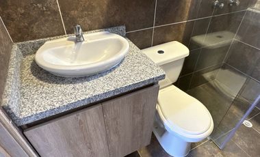 Compra apartamento con vista a las montañas en el piso 10 de la Unidad Guatapé