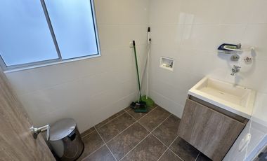 Compra apartamento con vista a las montañas en el piso 10 de la Unidad Guatapé