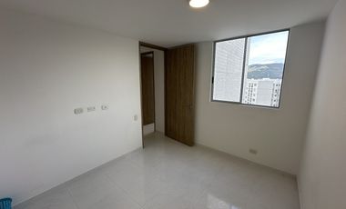 Compra apartamento con vista a las montañas en el piso 10 de la Unidad Guatapé