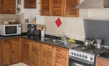 Venta Departamento céntrico - Lobos